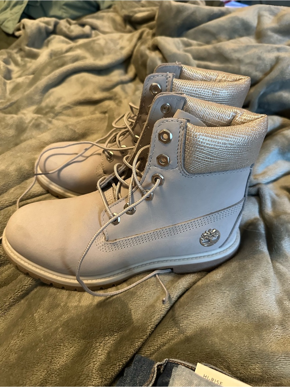 Women’s Timberland Boots. Like-New 7.5